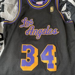 Shaquille O’Neal  1996-97 Classic Jersey LA LAKERS