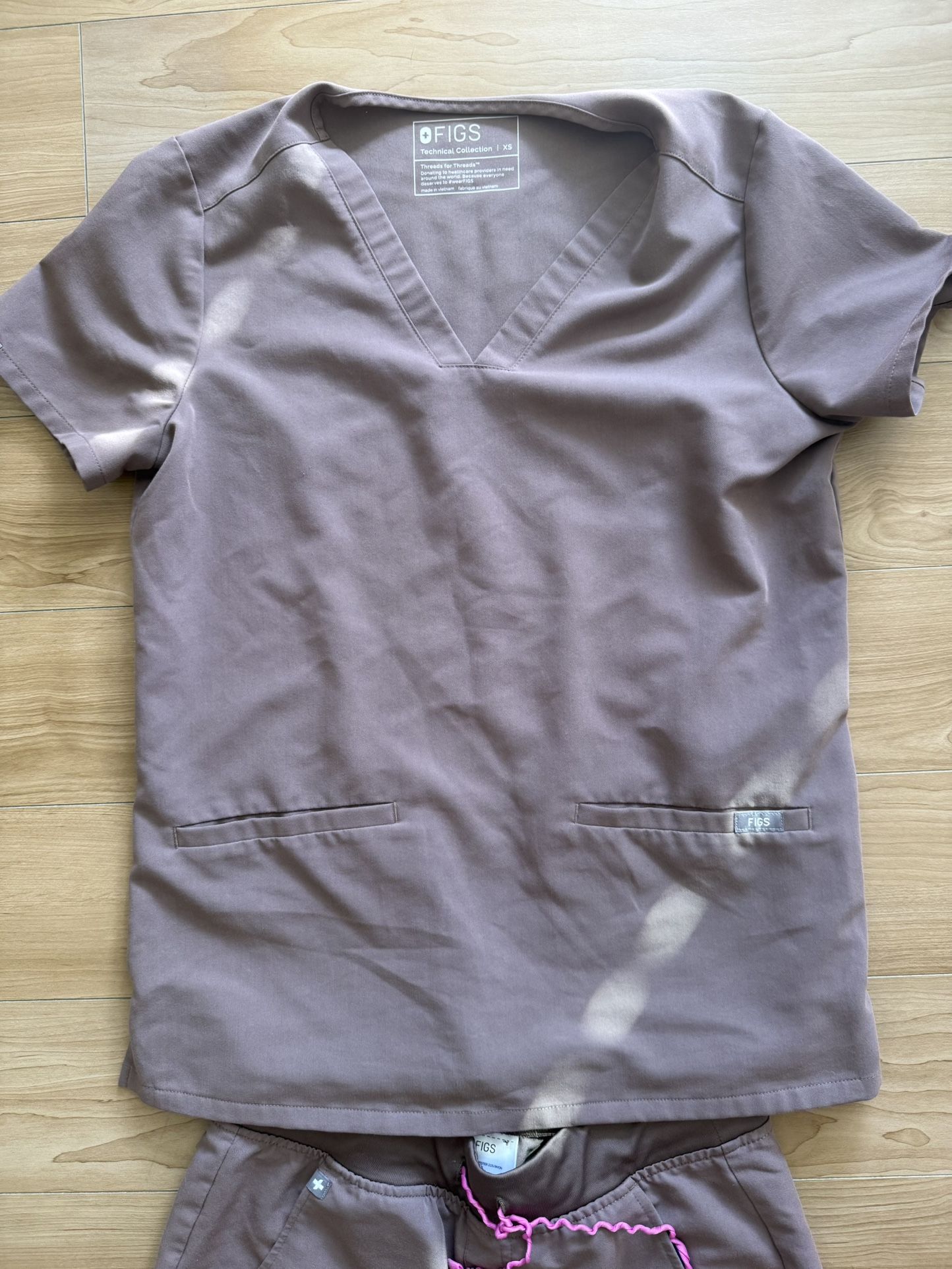 Figs Taupe Scrub Set Top Size XS Pants XS Petite