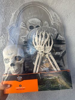 New halloween decor