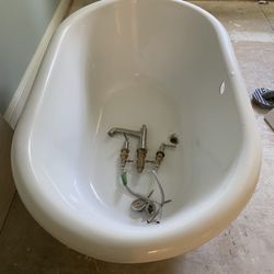 Soaking Tub -drop In . 