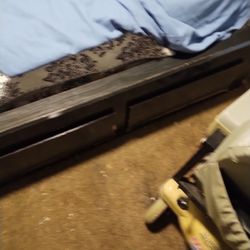 Queen Size Bedroom Set