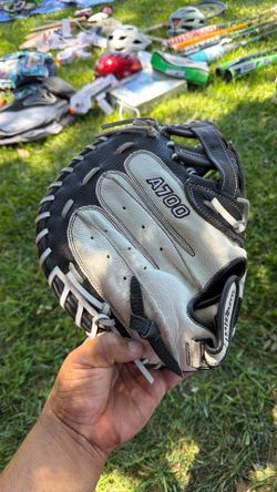 Catchers glove fast pitch A700