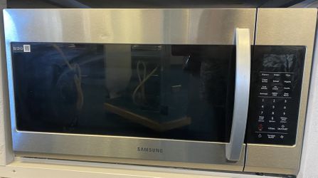 Stainless Steel Samsung Over The Range Microwave (8-0097)