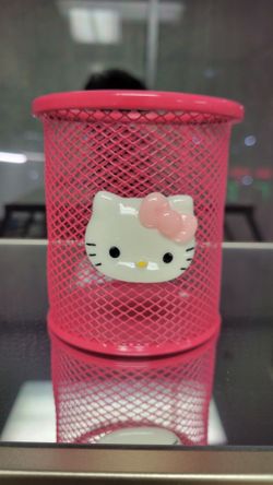 Pen Holder