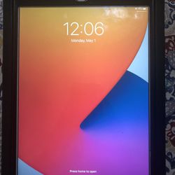 Apple iPad Air 2nd Generation Unlocked Like New!