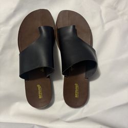 Size 10 Aerosoft Sandals 