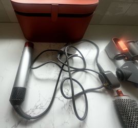 Dyson Airwrap Original multi styler and dryer. Nickel/Copper