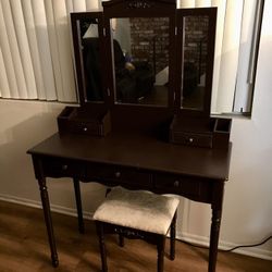 Vanity Desk 