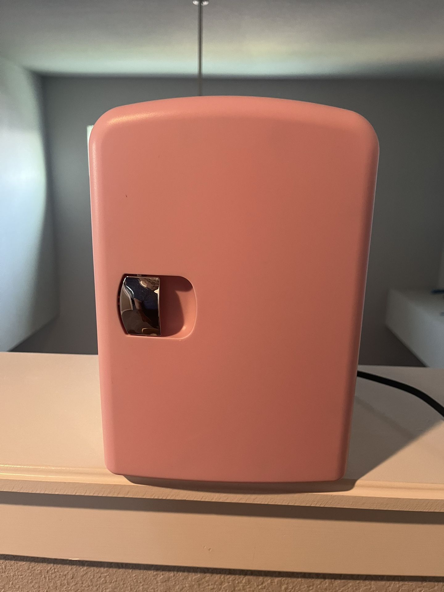 Small Mini Fridge