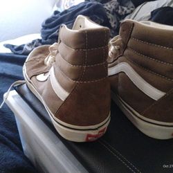 Men's size 11 Hi Top Leather Vans-tan