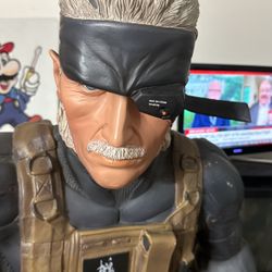 Rare Metal Gear Solid 4 Statue 