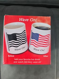 AMERICAN FLAG CHANGING COFFEE/TEA MUG
