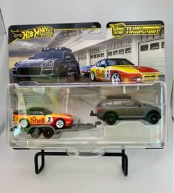 Hot Wheels Premium Car Culture Team Transport Set
