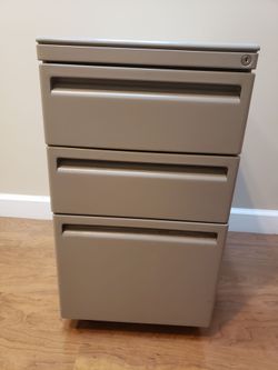 3 Drawer Mobile File Cabinet