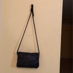 5 X 9 Shoulder Zipper Bag Purse Wallet Like New Ex Cond