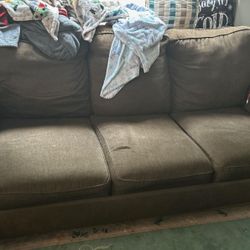 Couch With Pull Out Bed