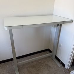 Standing Desk (white w/ tempered glass)