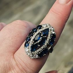 Beautiful Sapphire Style Women Ring 