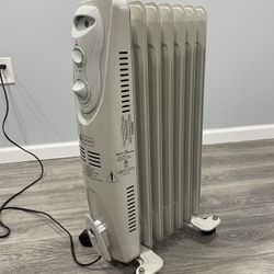 Utilitech Oil Filled Radiator Heater 1500w