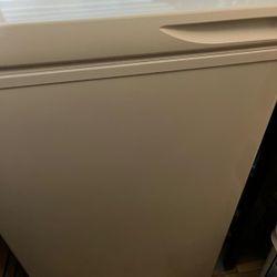 Ninja, Maytag, Greenworks And Hot Point
