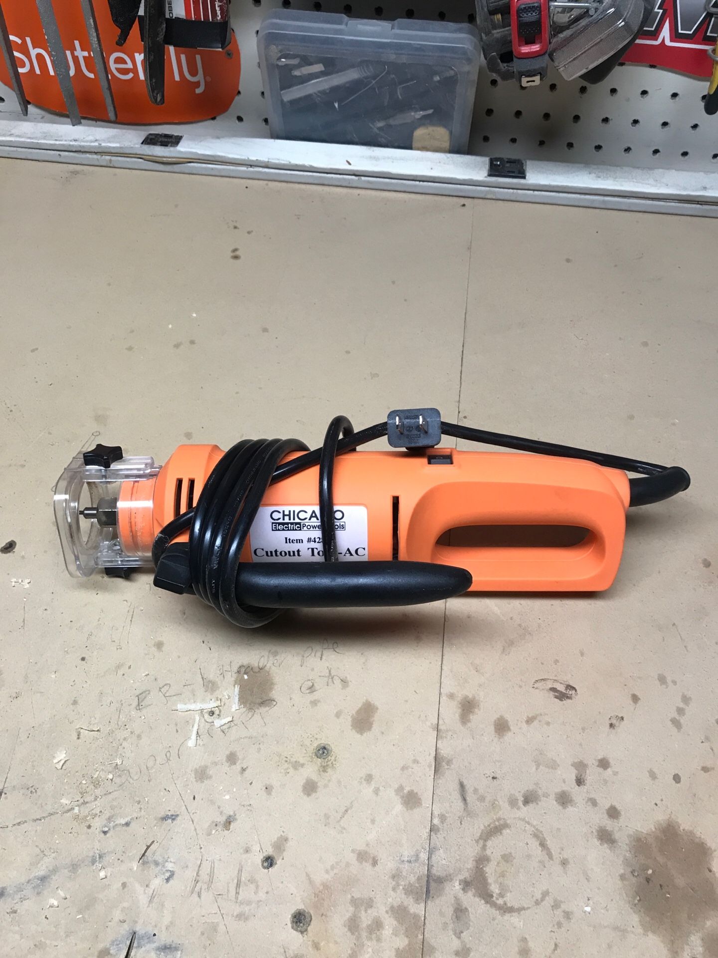 Router/ cutout- tool