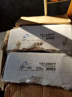 2 Front brake rotors (brand new) see pictures for description of correct fit and year)