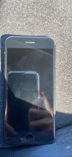 iPhone 8 Like New Nothing Wrong