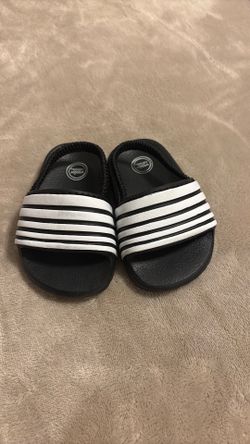 Toddler Boy Sandals - size 3