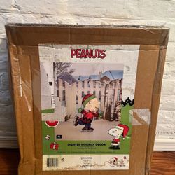 32" Peanuts LED Prelit Led Yard Art Skating Charlie Brown