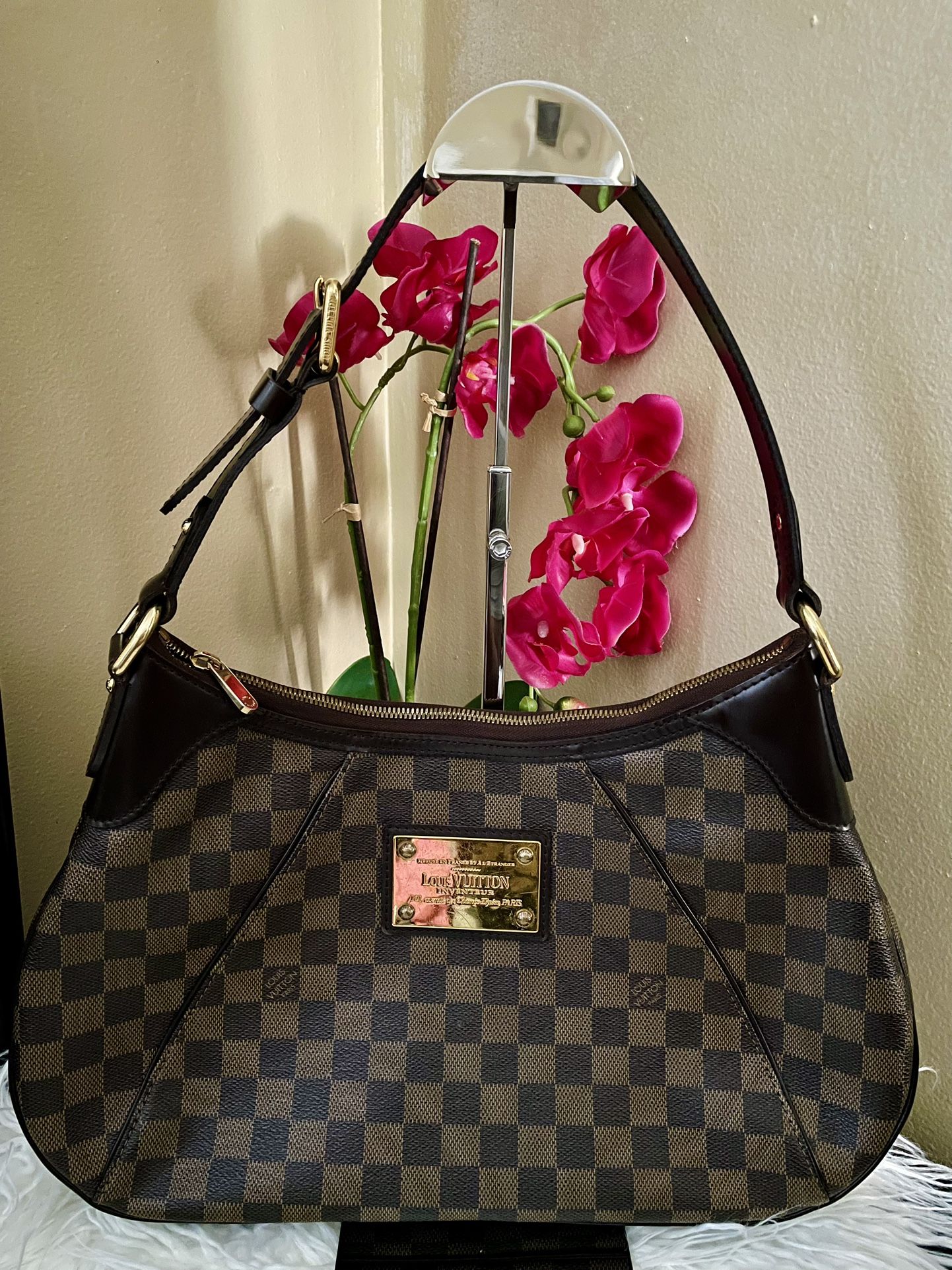Louis Vuitton Damier Thomas Shoulder Bag