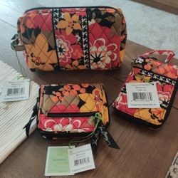 NEW Vera Bradley Wallet/Wristlet Set