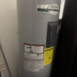 40 Gal Hot water tank