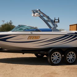 2013 MBSport Tomcat Wakeboard Boat 