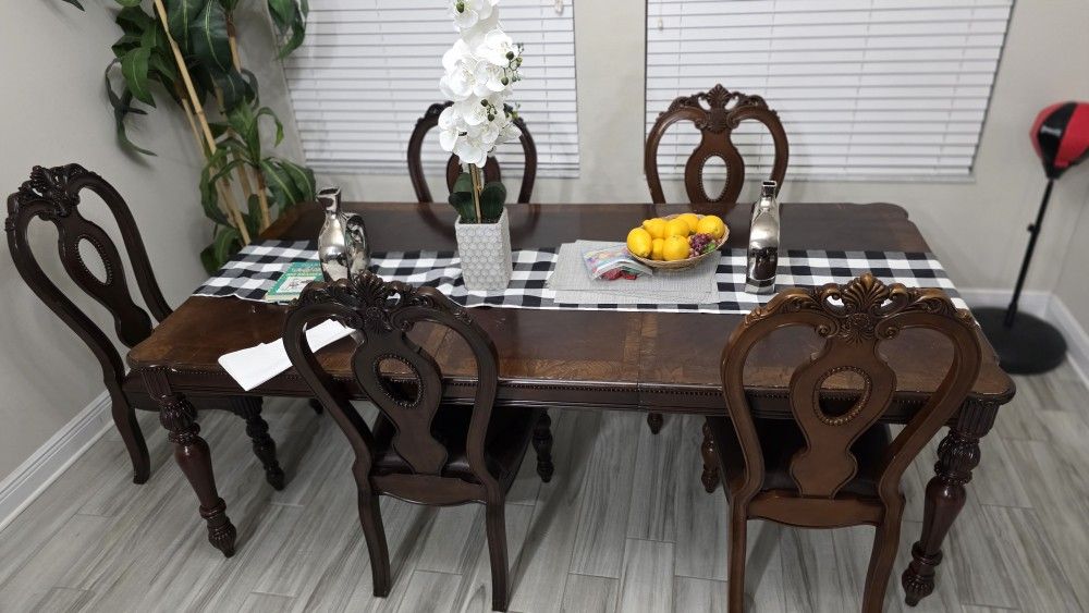 Extendable Dining Table With 5 Chairs
