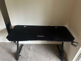 Gaming desk with mouse pad