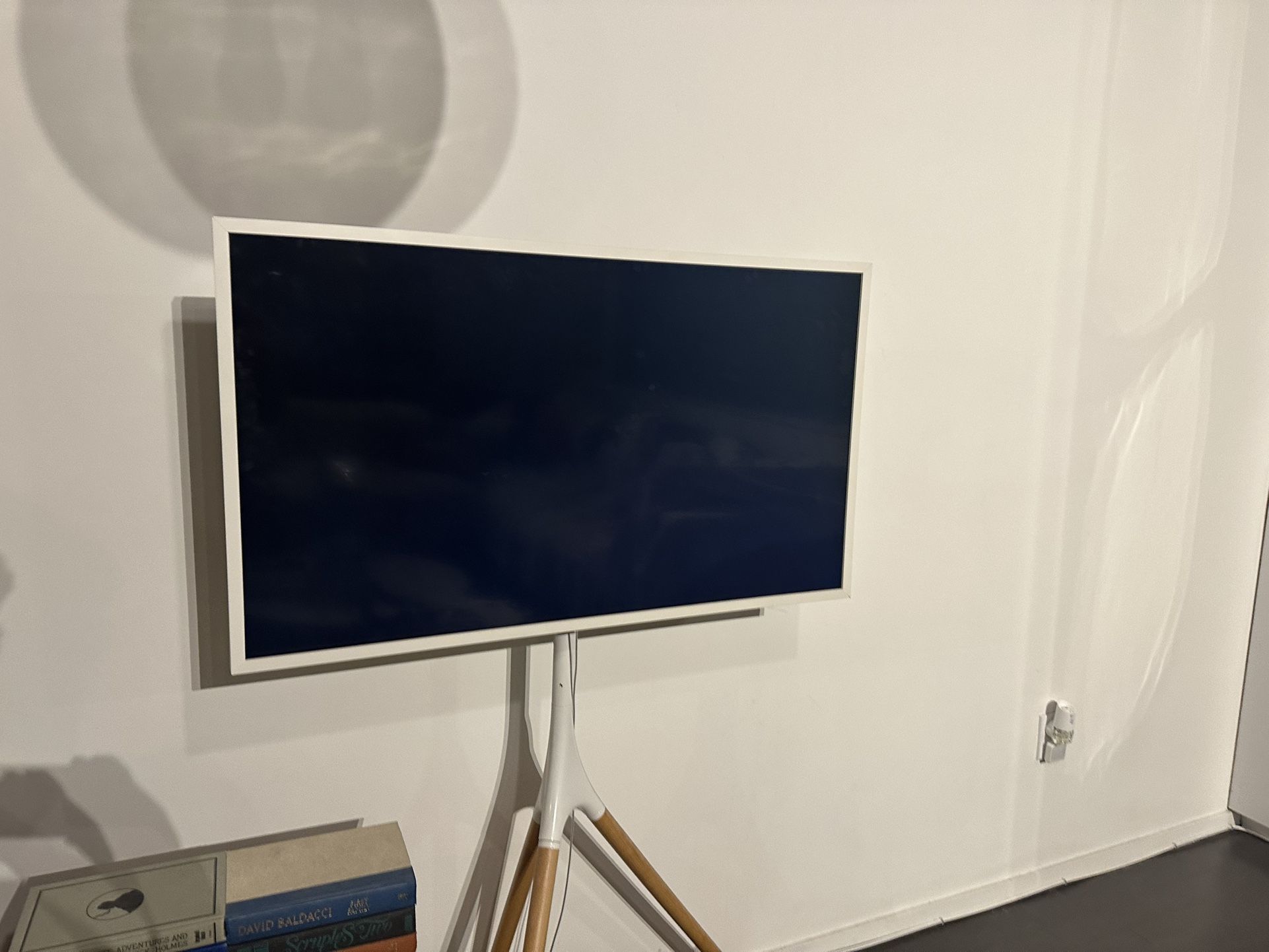 43 Inch Samsung The Frame Smart TV