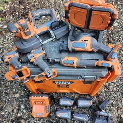 New Ridgid Mixed Tool Set