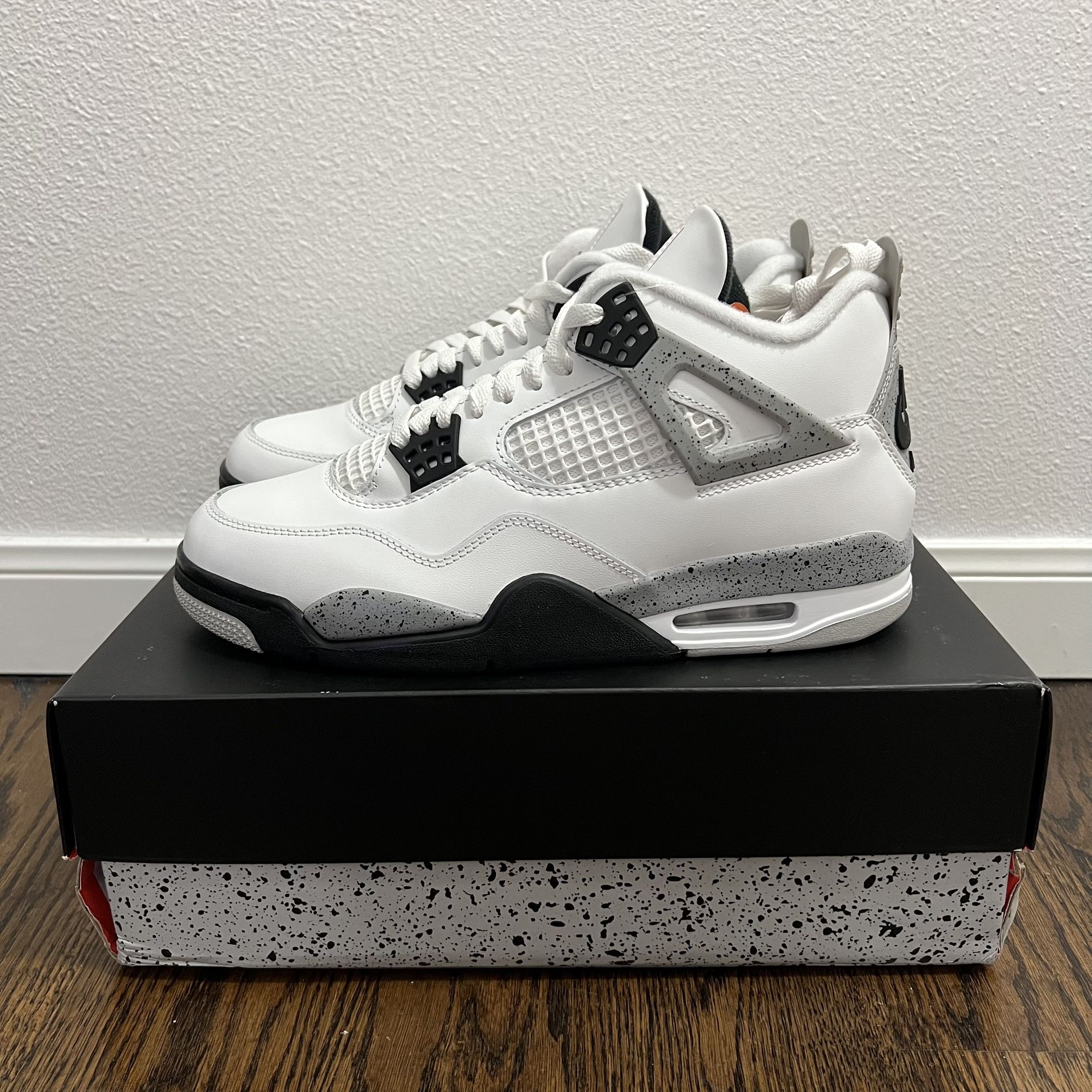 Nike Air Jordan Retro 4 ‘White Cement’ Men’s High Top Shoes w/ OG Box size 9 NEW