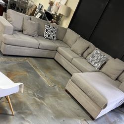 U-Shaped Couch 