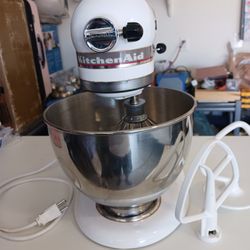 Kitchen Aid Mixer 