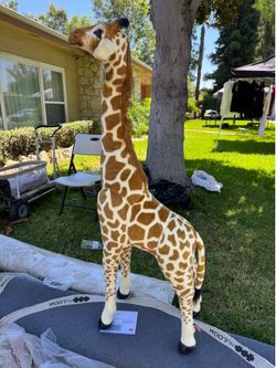 Melissa Doug giraffe