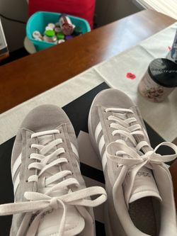 New Adidas tennis shoes