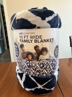 Life Comfort 10FT Wide Family Blanket