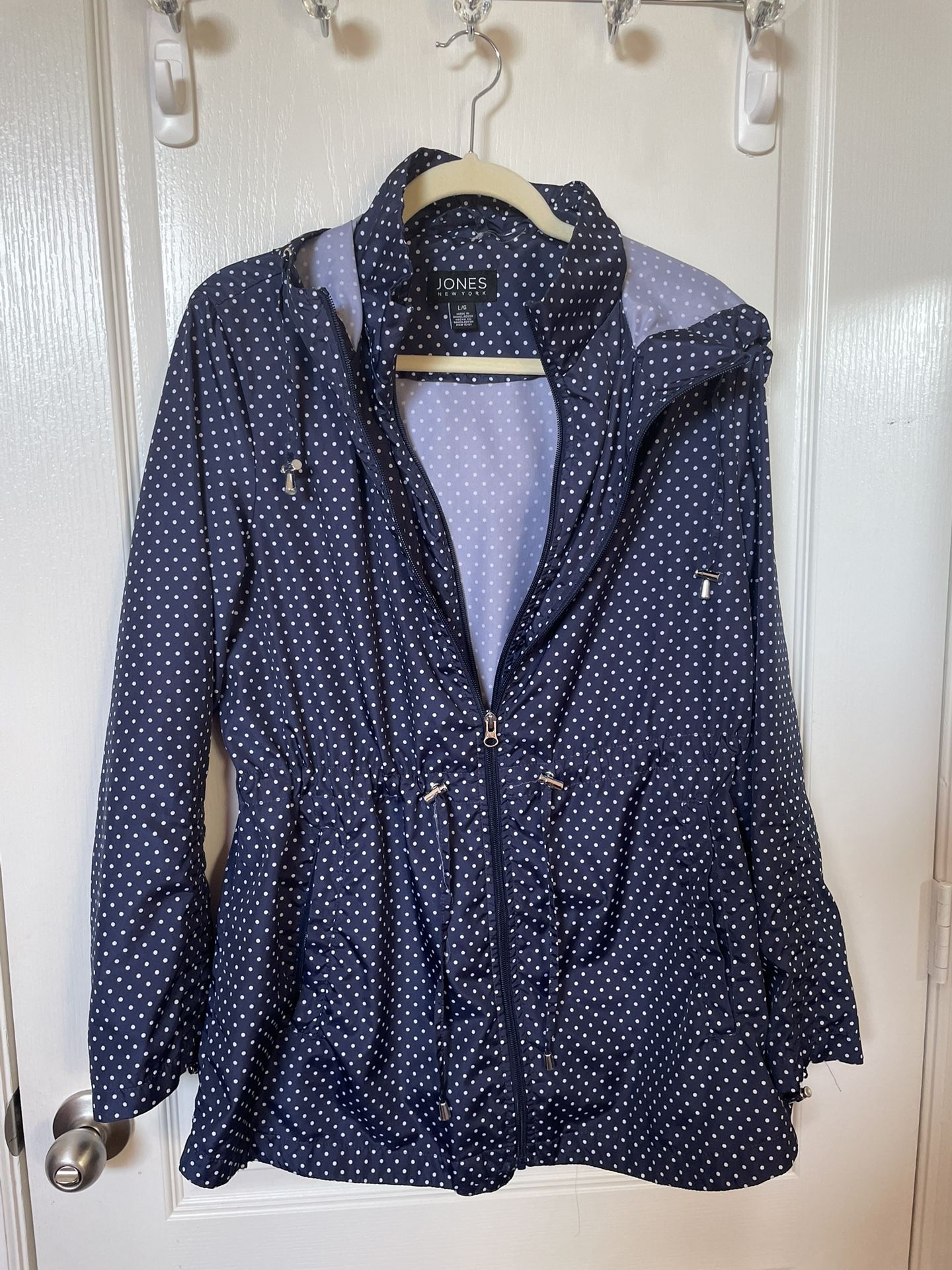 Jones New York Blue Polka Dot Windbreaker double layer zippers, size women’s L in great condition