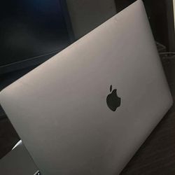 MacBook Air 13 Inch M1 Chip 