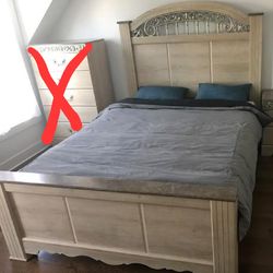 Queen Bed