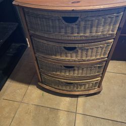 Wicker dresser with 4 drawers