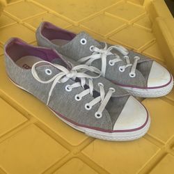 Women’s Shoes