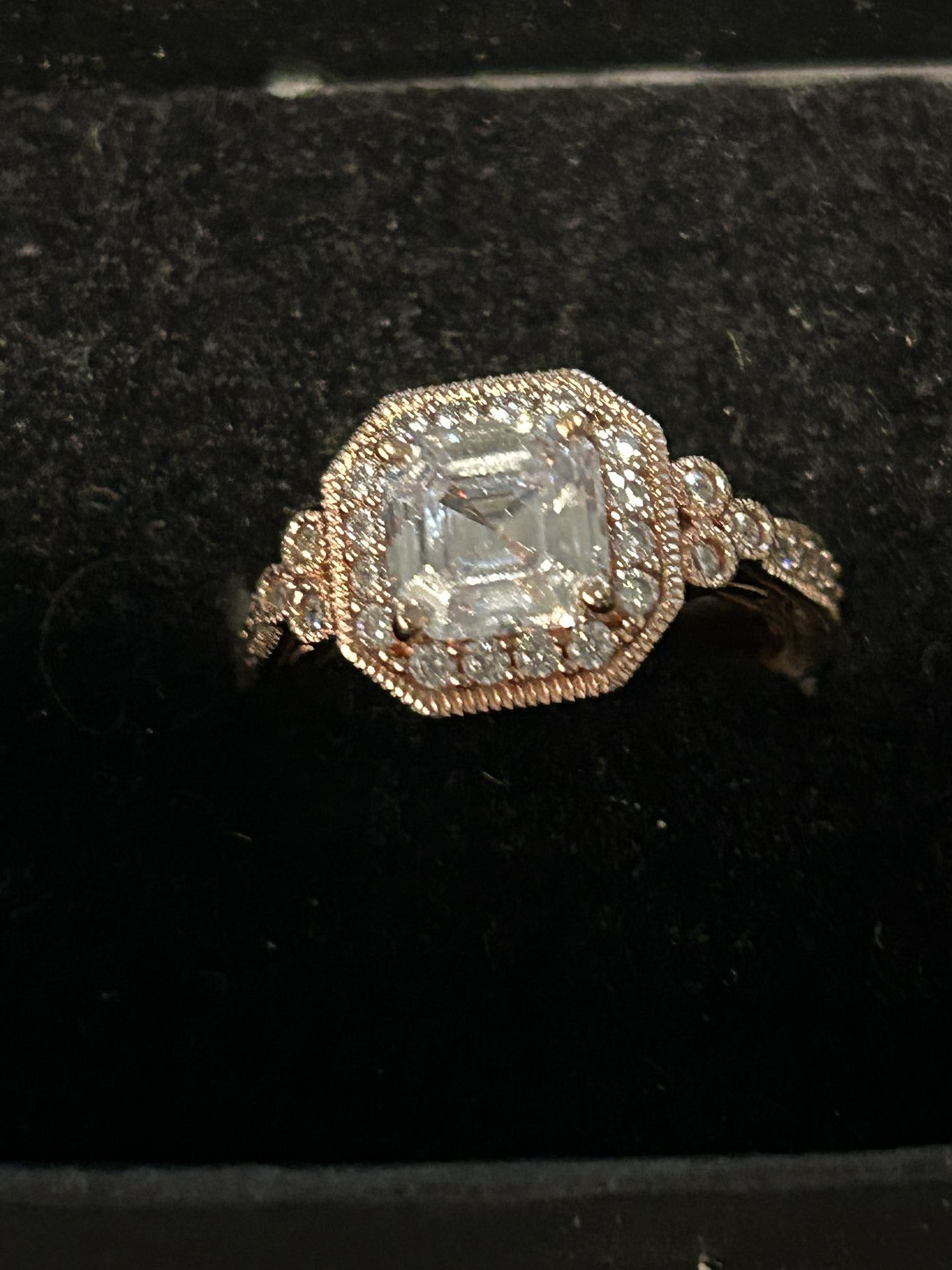 Sterling Silver Mossanite Stone Ring