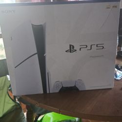 PlayStation 5 Slim 